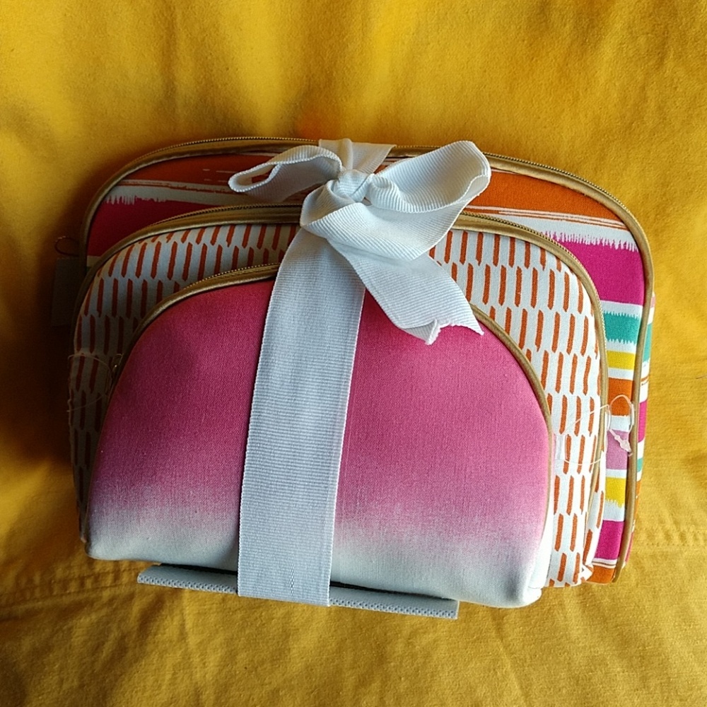 Cosmetic bags set of 3